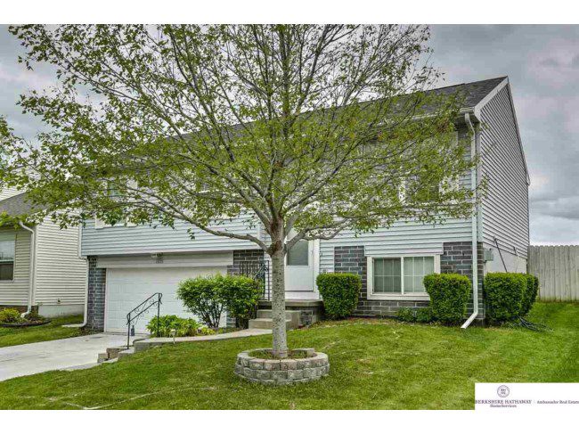 13015 Curtis Ave. Omaha NE  68164